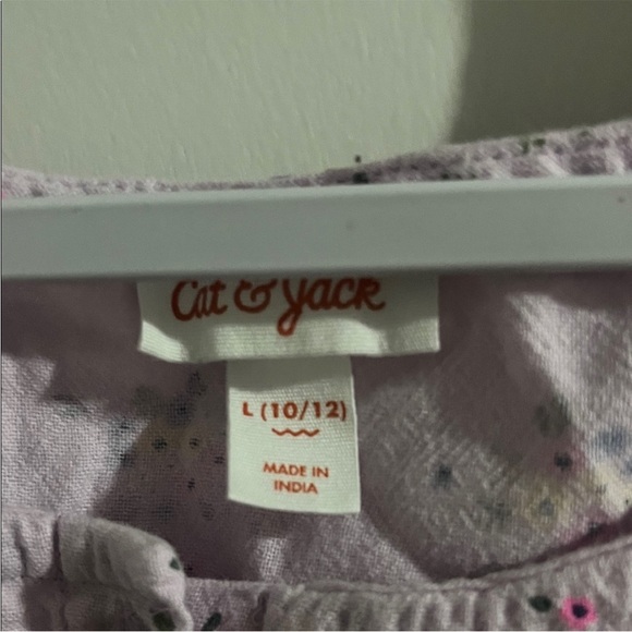 THREE Girls 10/12 Sleeveless Tops - Picture 5 of 9